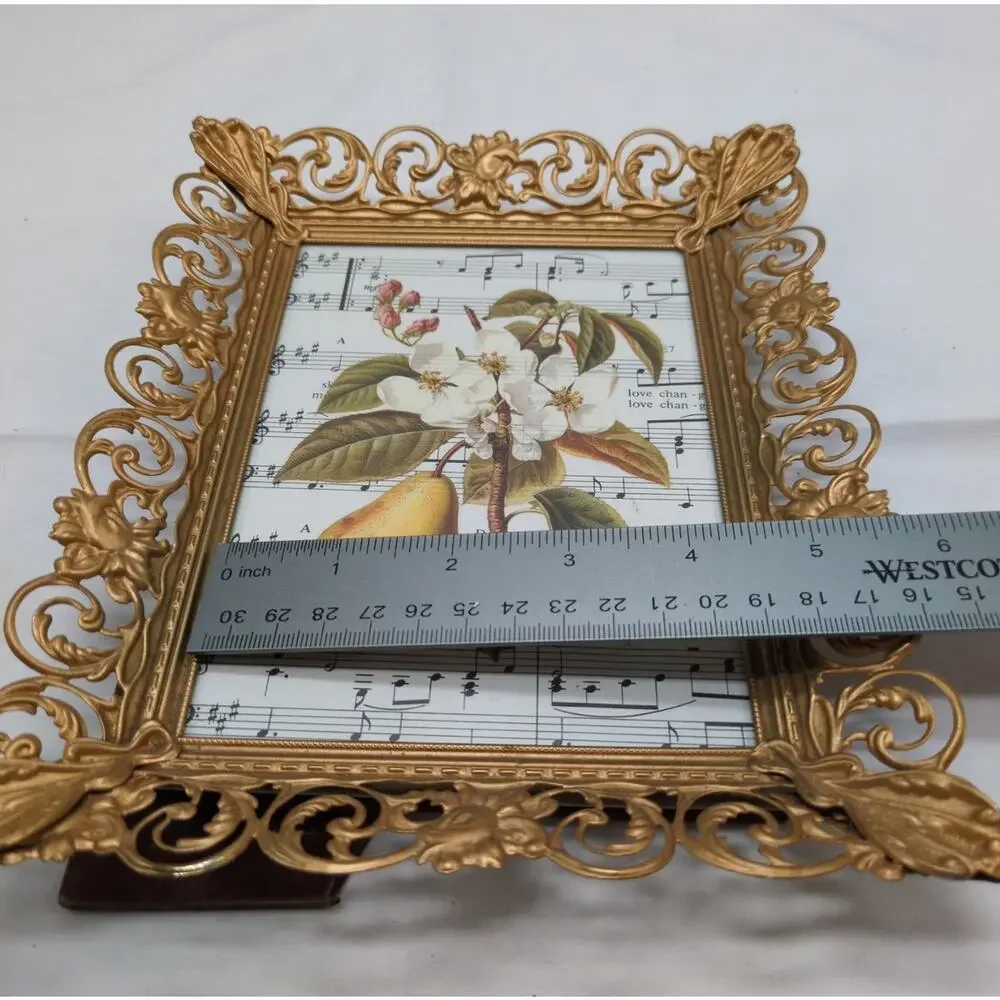 Vtg Stylebuilt Hollywood Regency Gold Filigree Frame 8x10 Tabletop Velvet Easel